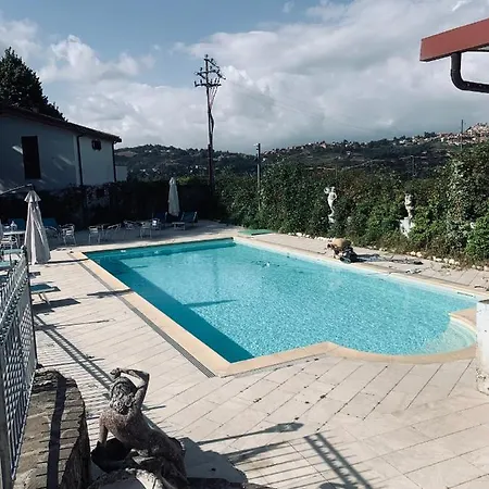 ベッド・アンド・ブレックファスト Simonelli 3*