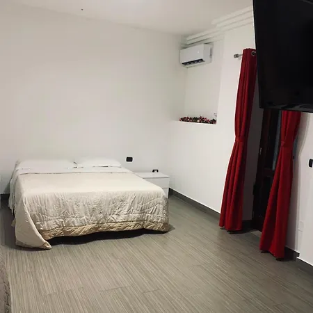 Simonelli ベッド・アンド・ブレックファスト 3*